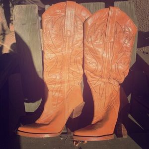 Jessica Simpson high heeled cowboy boots